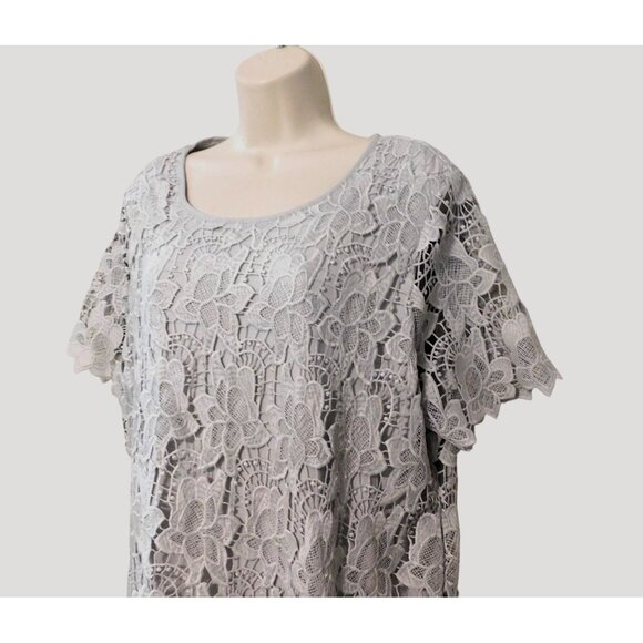 Philosophy Lace Overlay Top XL Gray Floral Short Sleeve Scoop Neck Lined NEW - Picture 2 of 8